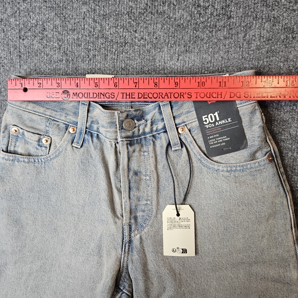 NWT Levi's Women's 501 90s Ankle Jeans Size 23 Antique Light Wash Midrise - Picture 7 of 9